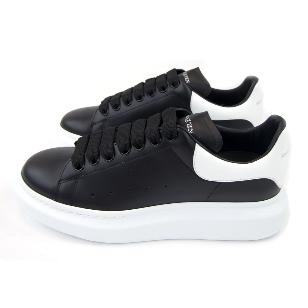 Alexander McQueen Exaggerated-sole Leather Sneakers 1070 Black/white