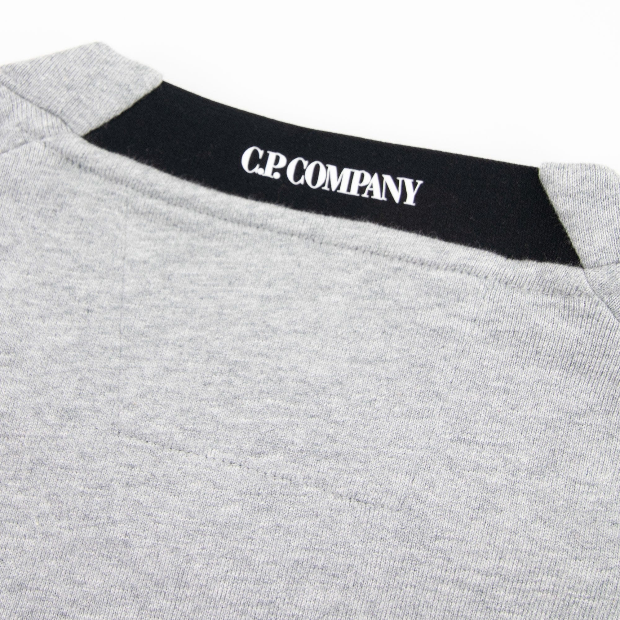 CP Company Diagonal Raised Fleece Lens Crew Sweatshirt Grey M93