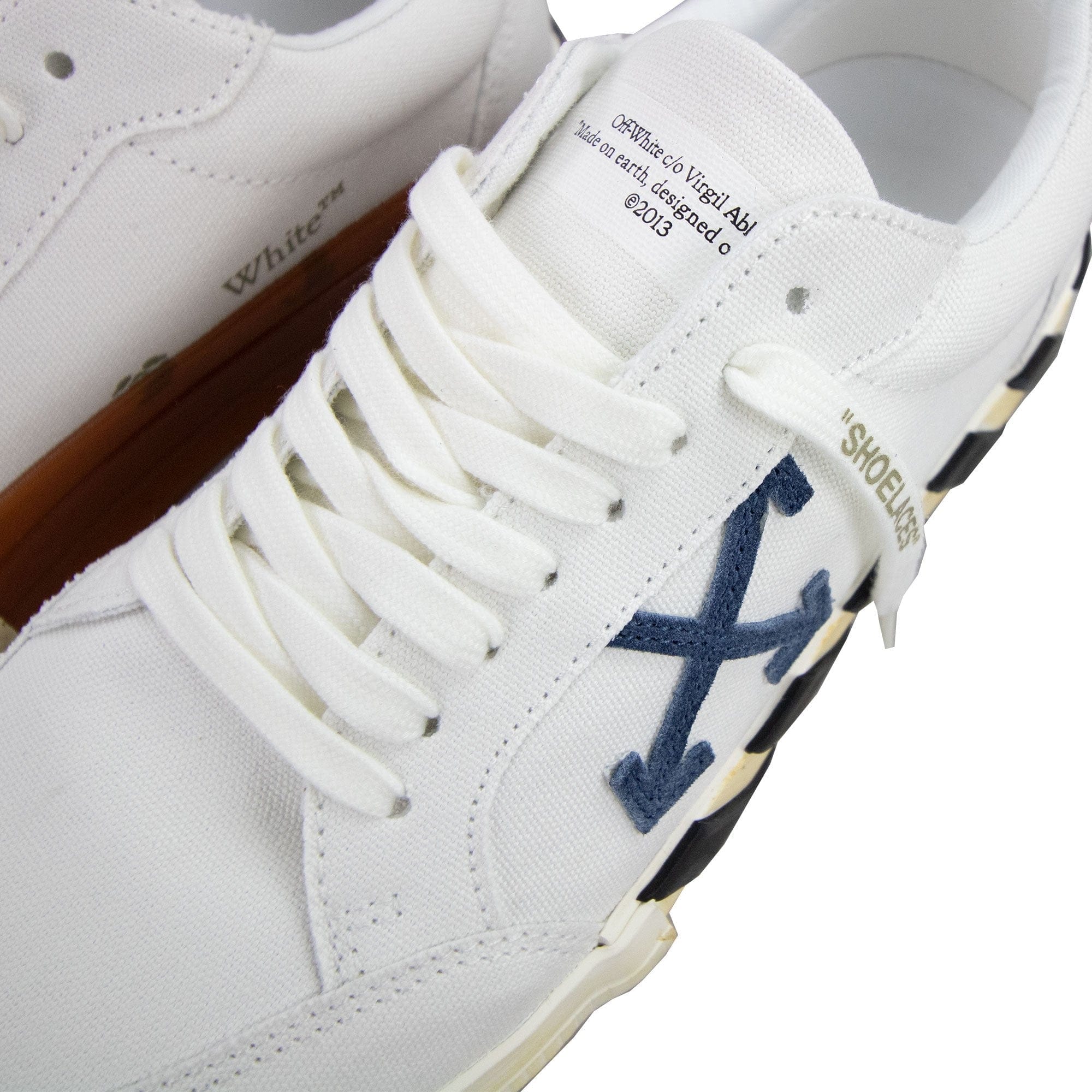 Off White Low Vulcanized Sneakers White/navy