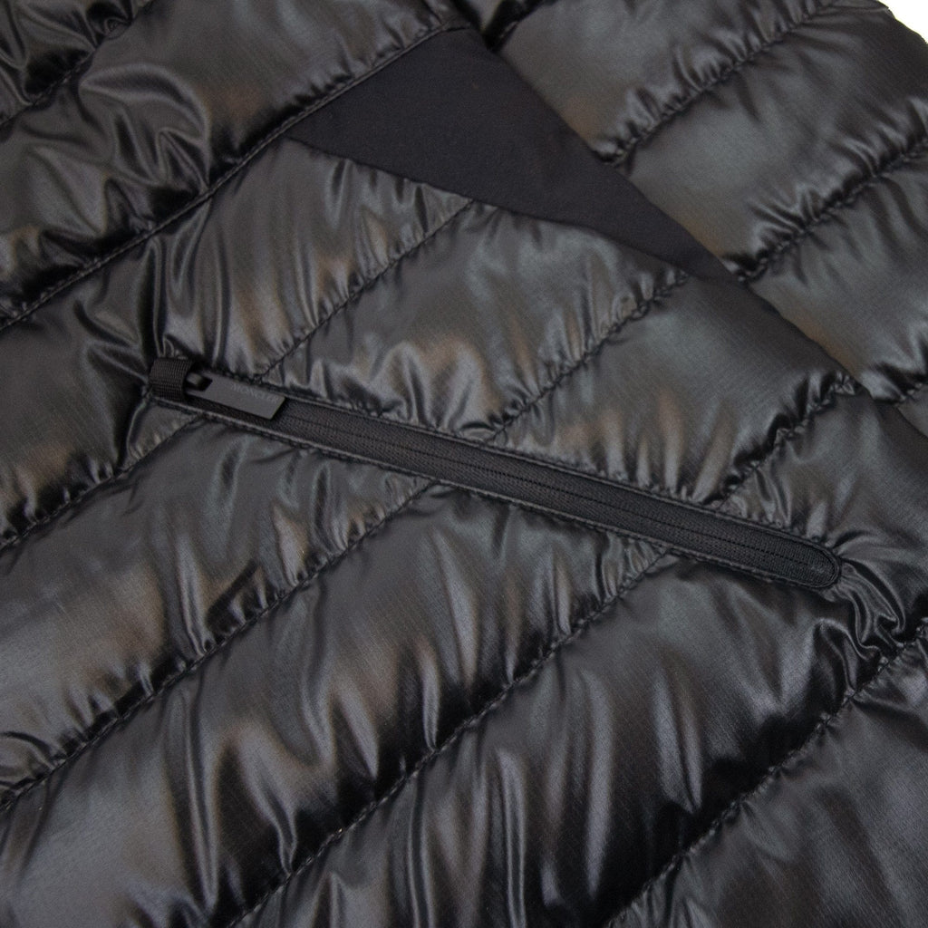 Moncler Larmor Short Down Jacket Black 999
