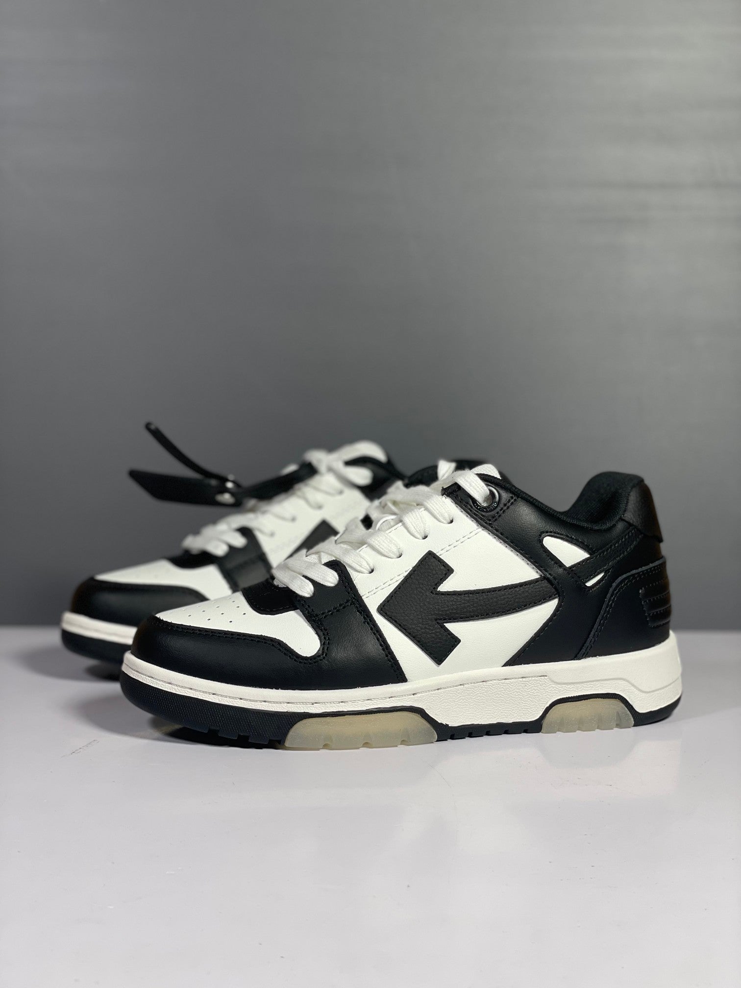 OFF-WHITE Out Of Office