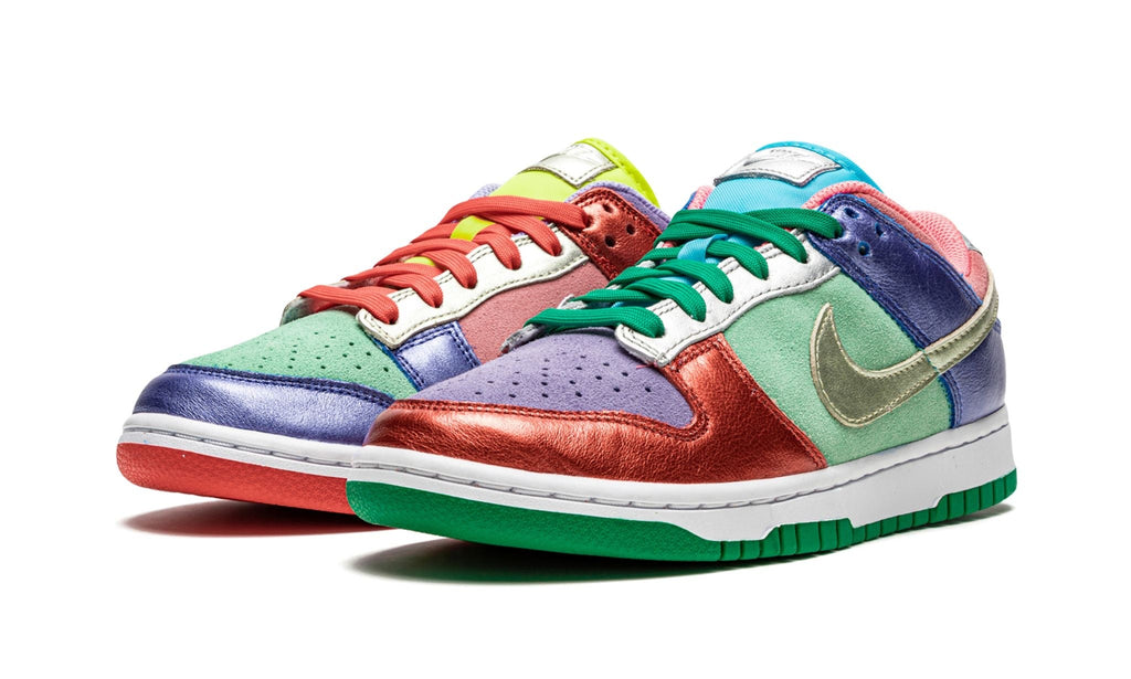 NIKE DUNK LOW SUNSET PULSE (W)