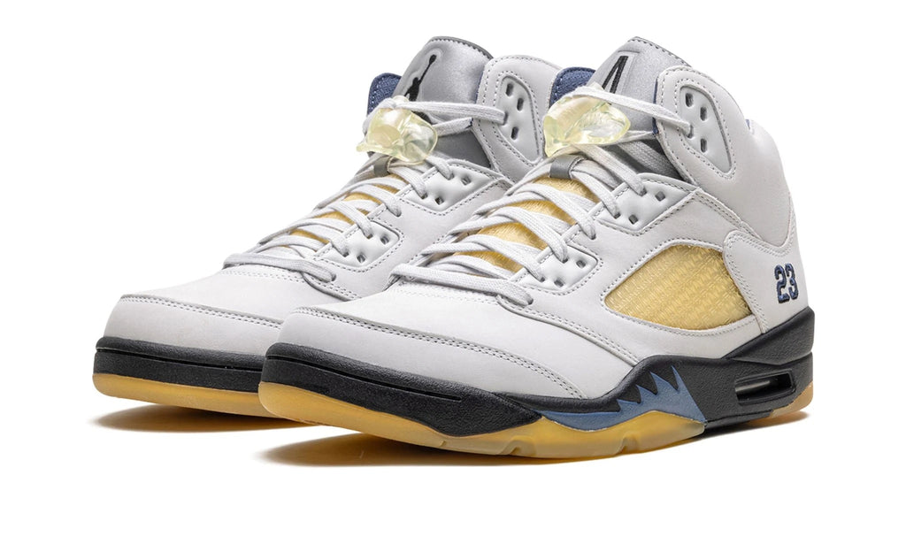 JORDAN 5 RETRO A MA MANIÉRE DAWN (W)