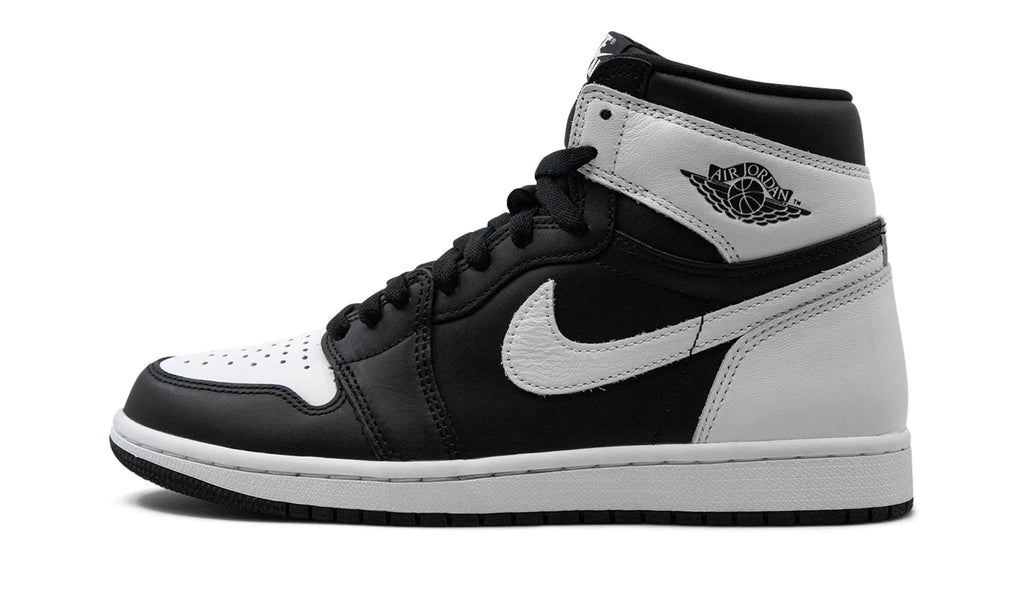 JORDAN 1 RETRO HIGH OG BLACK WHITE