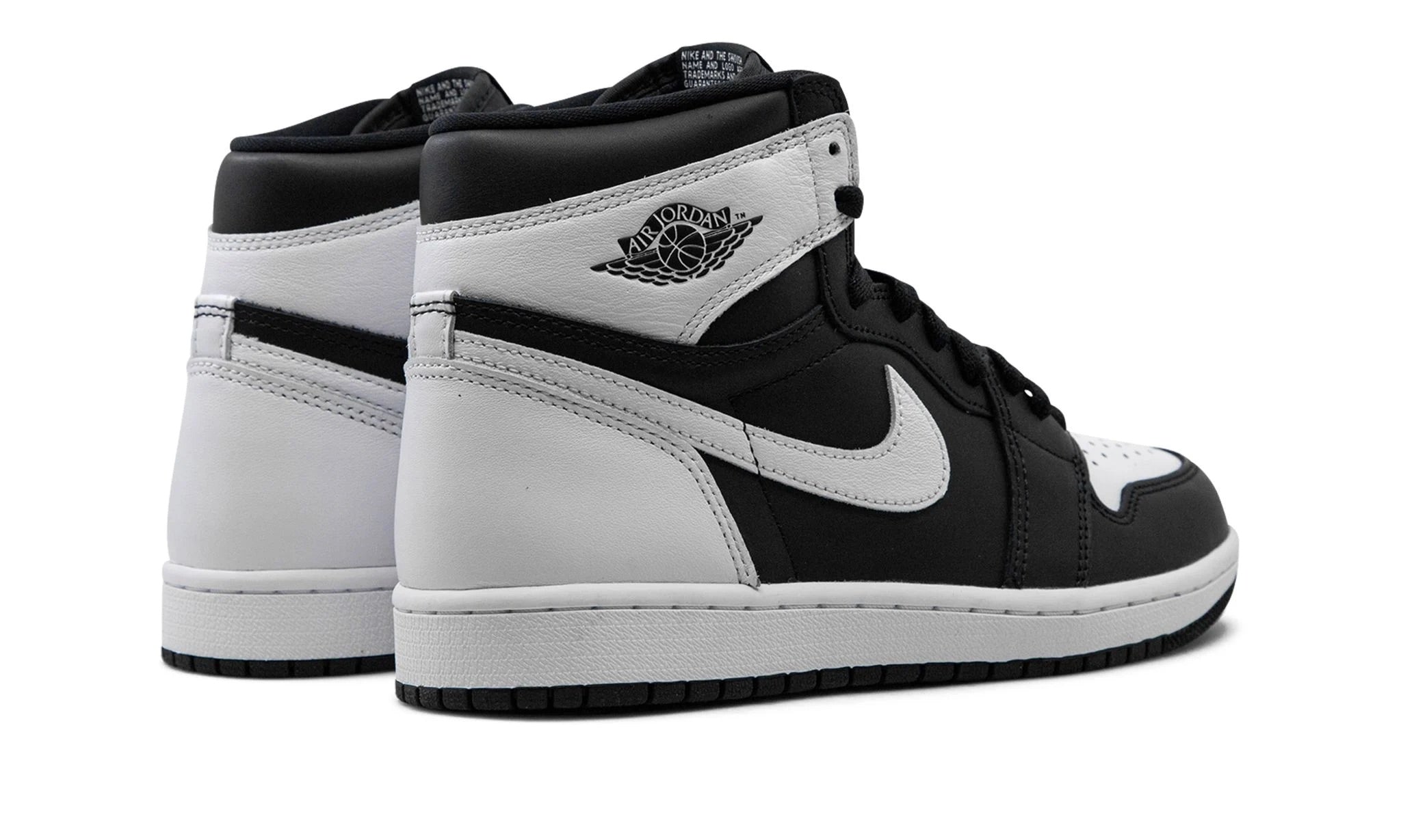 JORDAN 1 RETRO HIGH OG BLACK WHITE