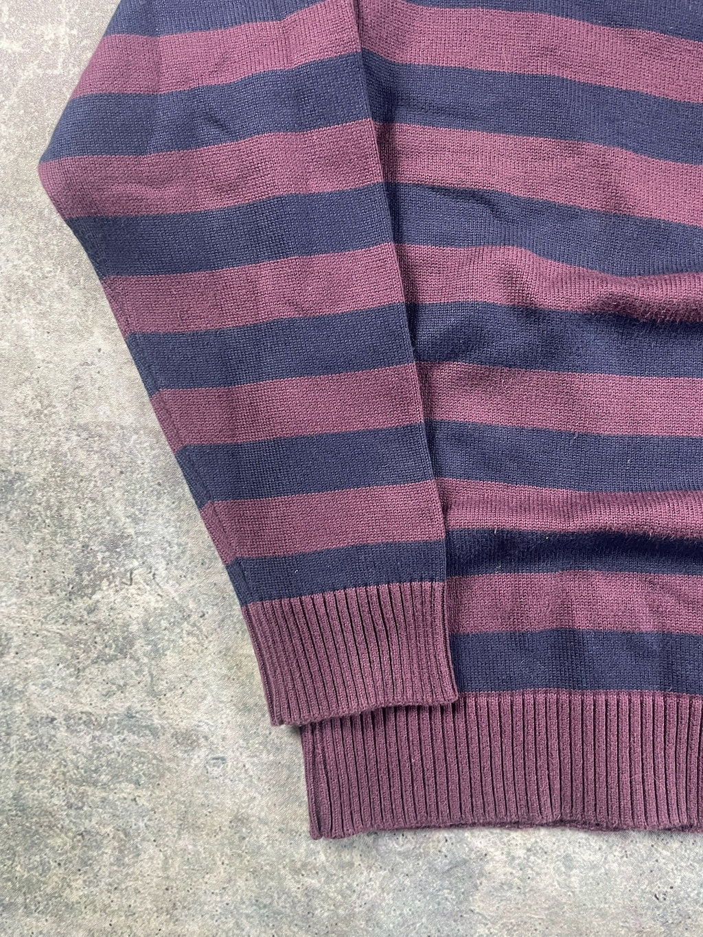 Lacoste Sweater (M-L)