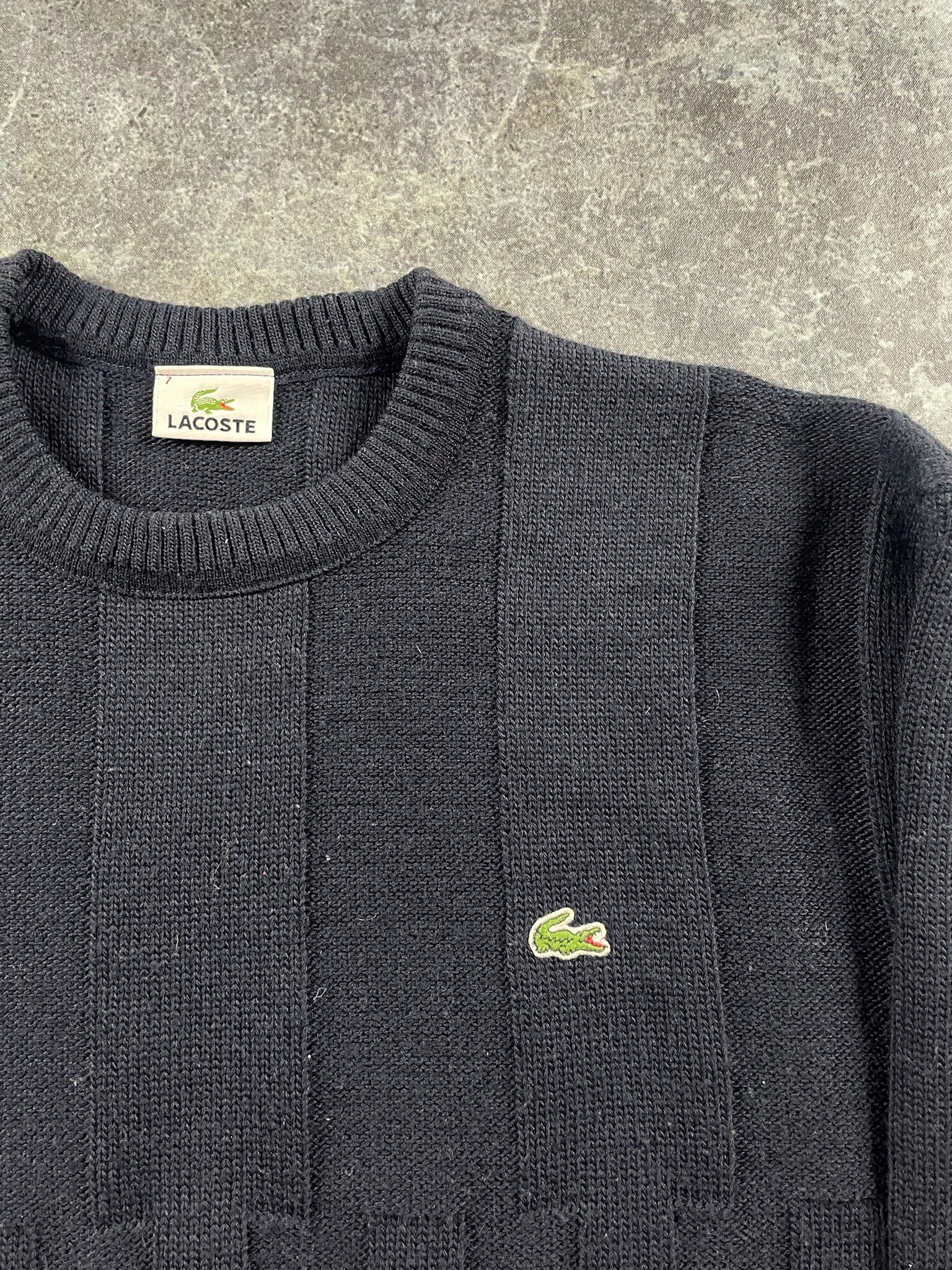 Lacoste Sweater (L-XL)