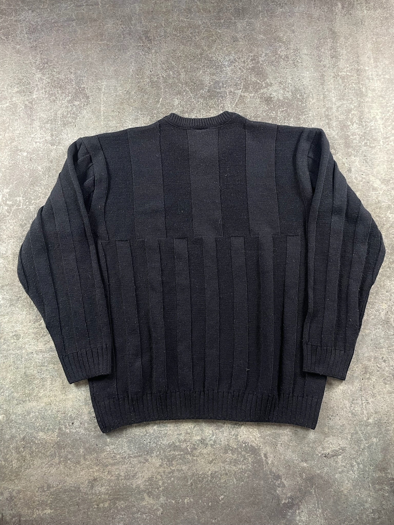 Lacoste Sweater (L-XL)