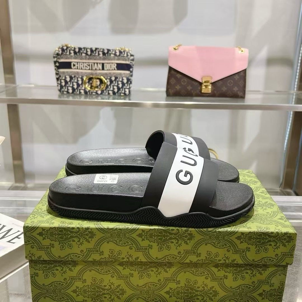 Slippers Gucci