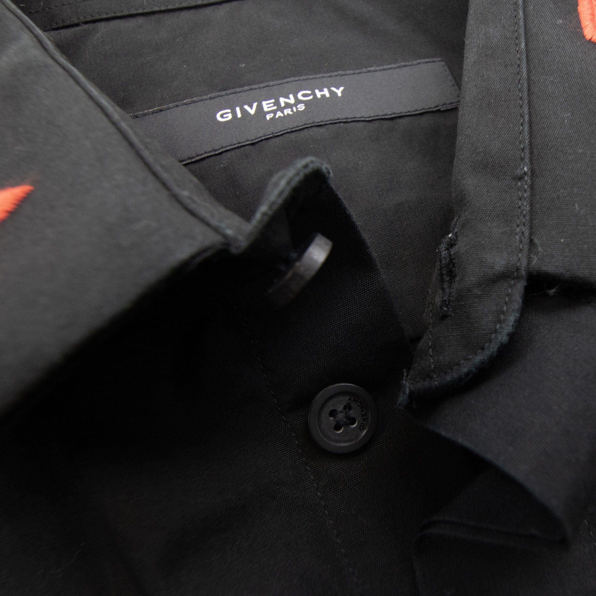 Pre-Loved Black & Red Star Shirt Medium