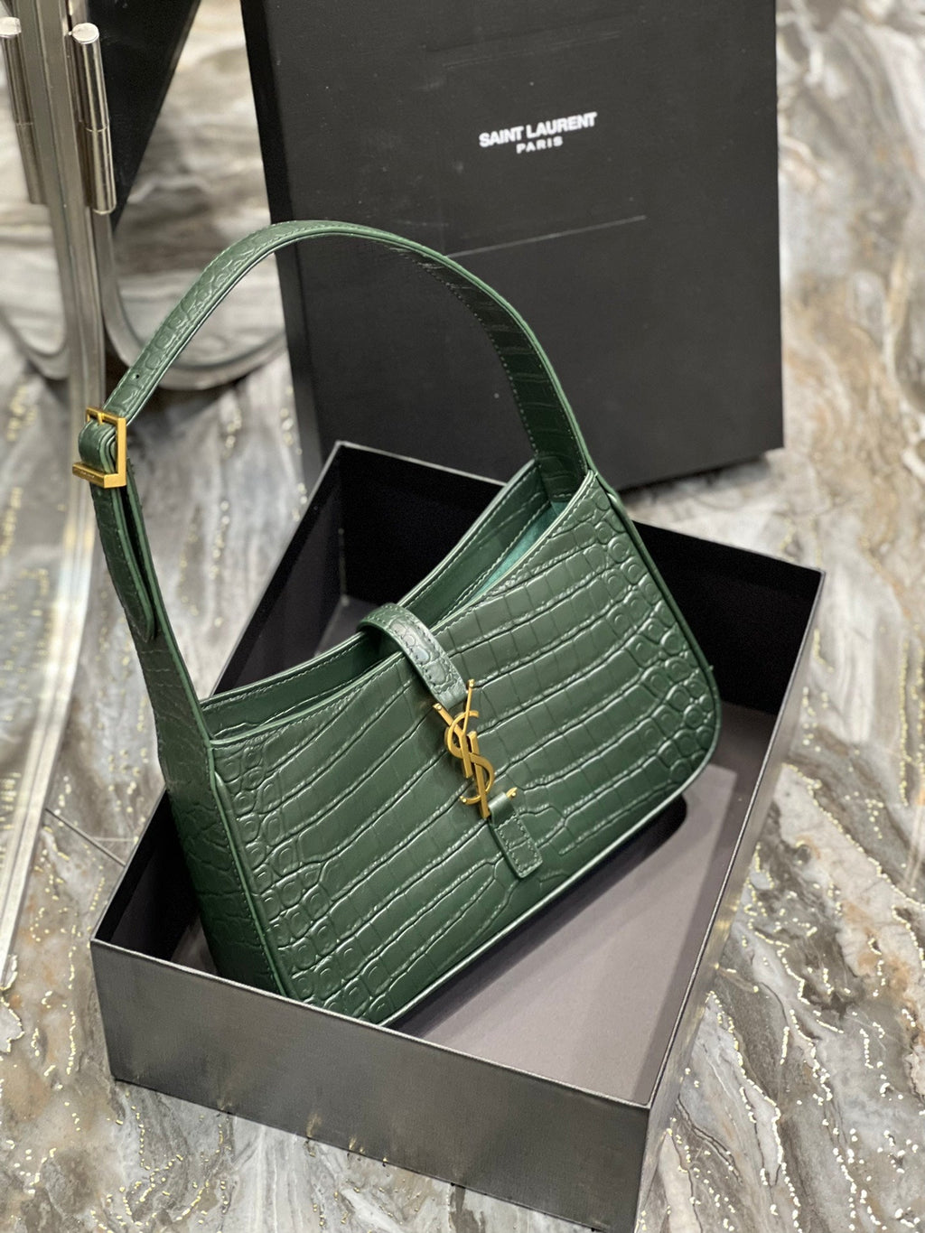 Borsa YSL