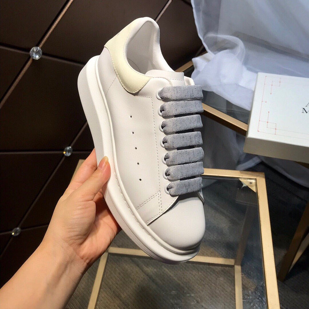 ALEXANDER MCQUEEN BIANCHE CON LACCI GRIGI