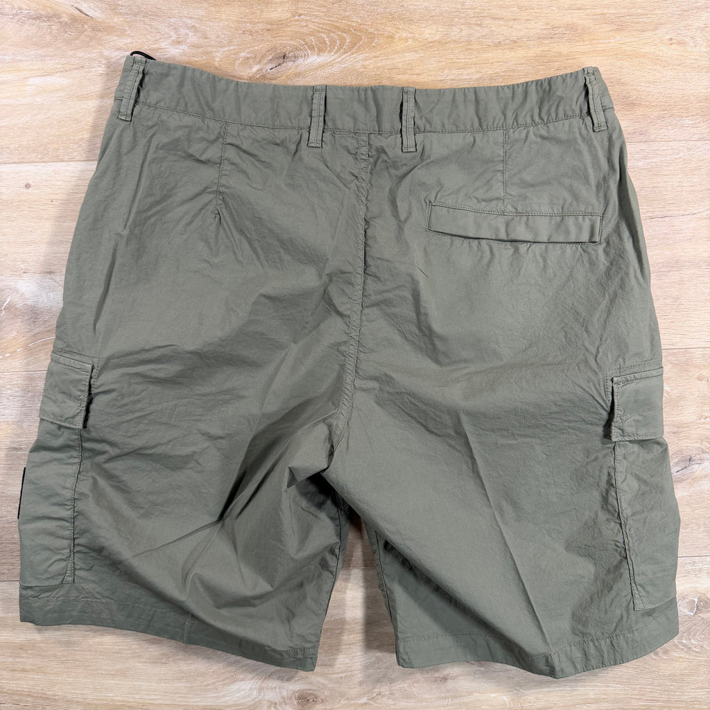 Stone Island Stretch Cotton Tela 'Paracadute' Cargo Bermuda Shorts in Military Green
