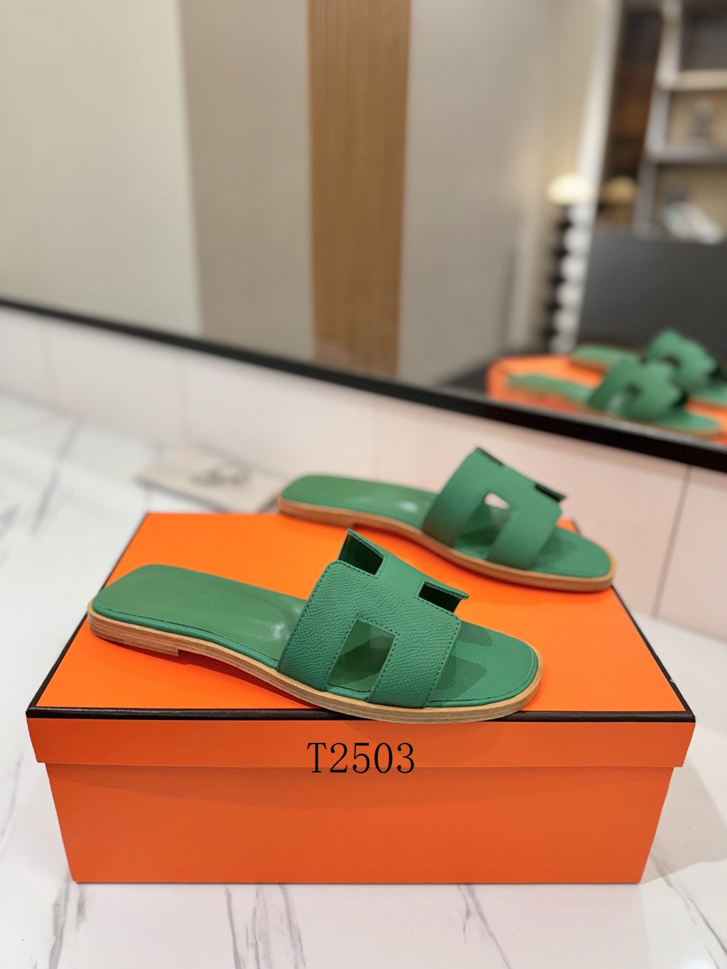 Slippers Hermes
