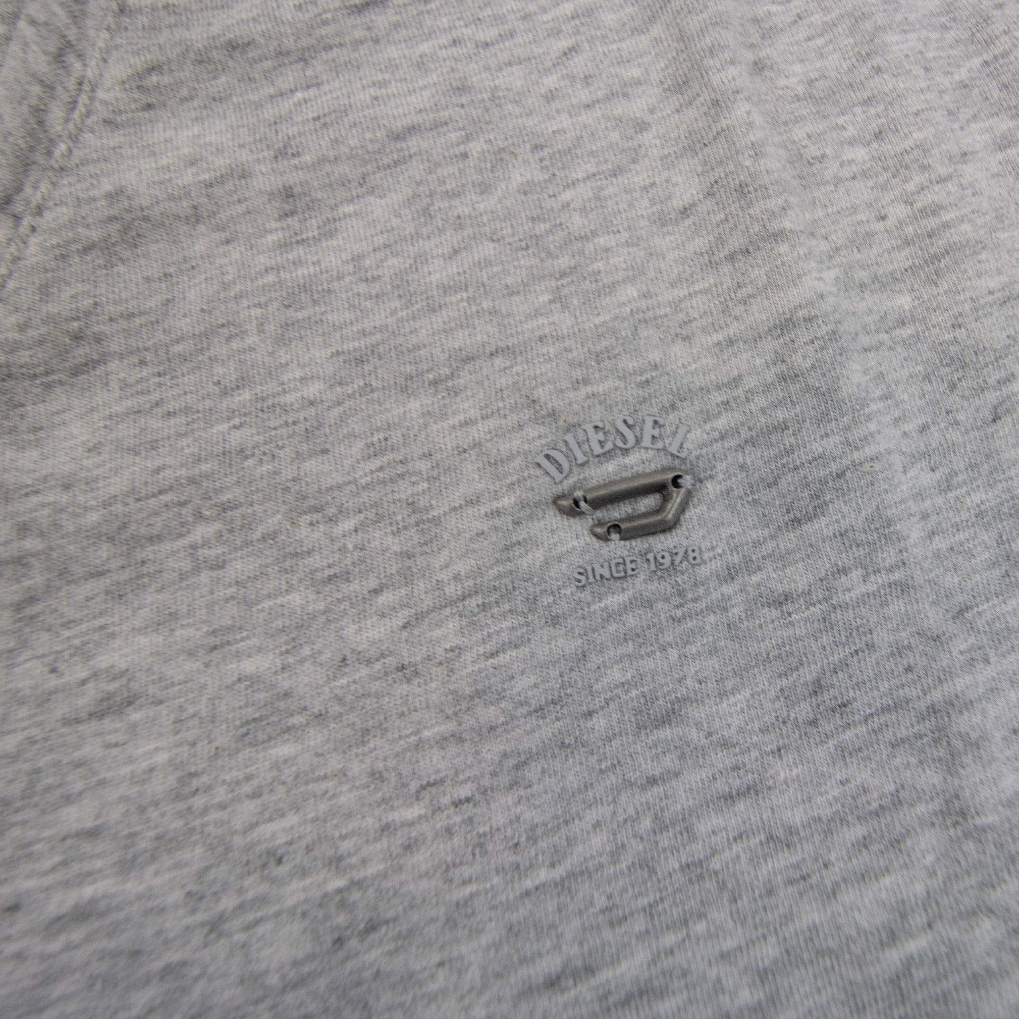 Men's T-Shirt Grey Large