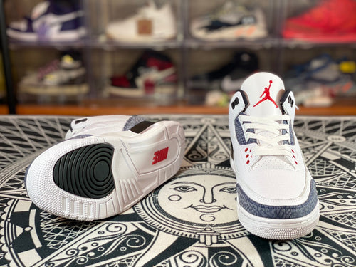 Air Jordan 3 Retro SE Fire Red Denim