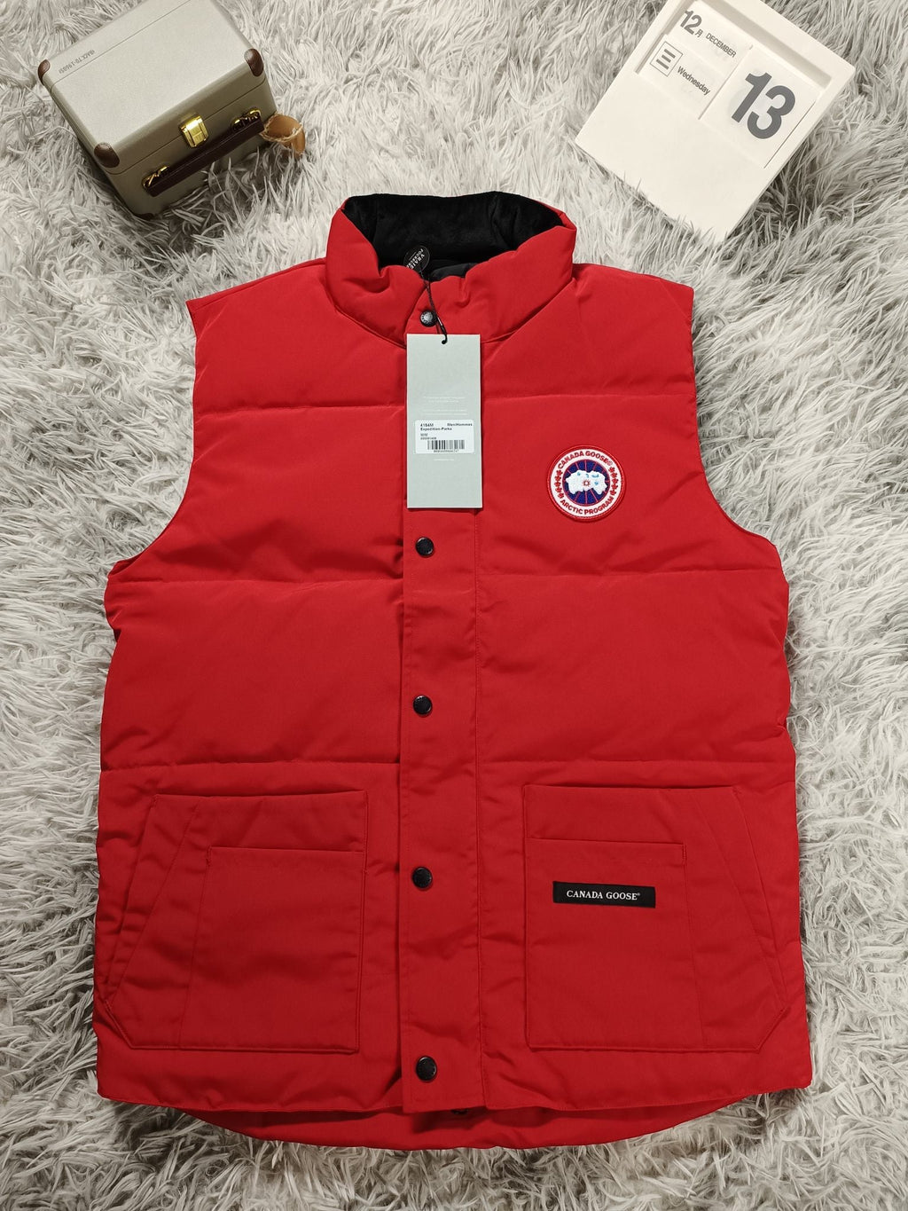 Canada Goose red