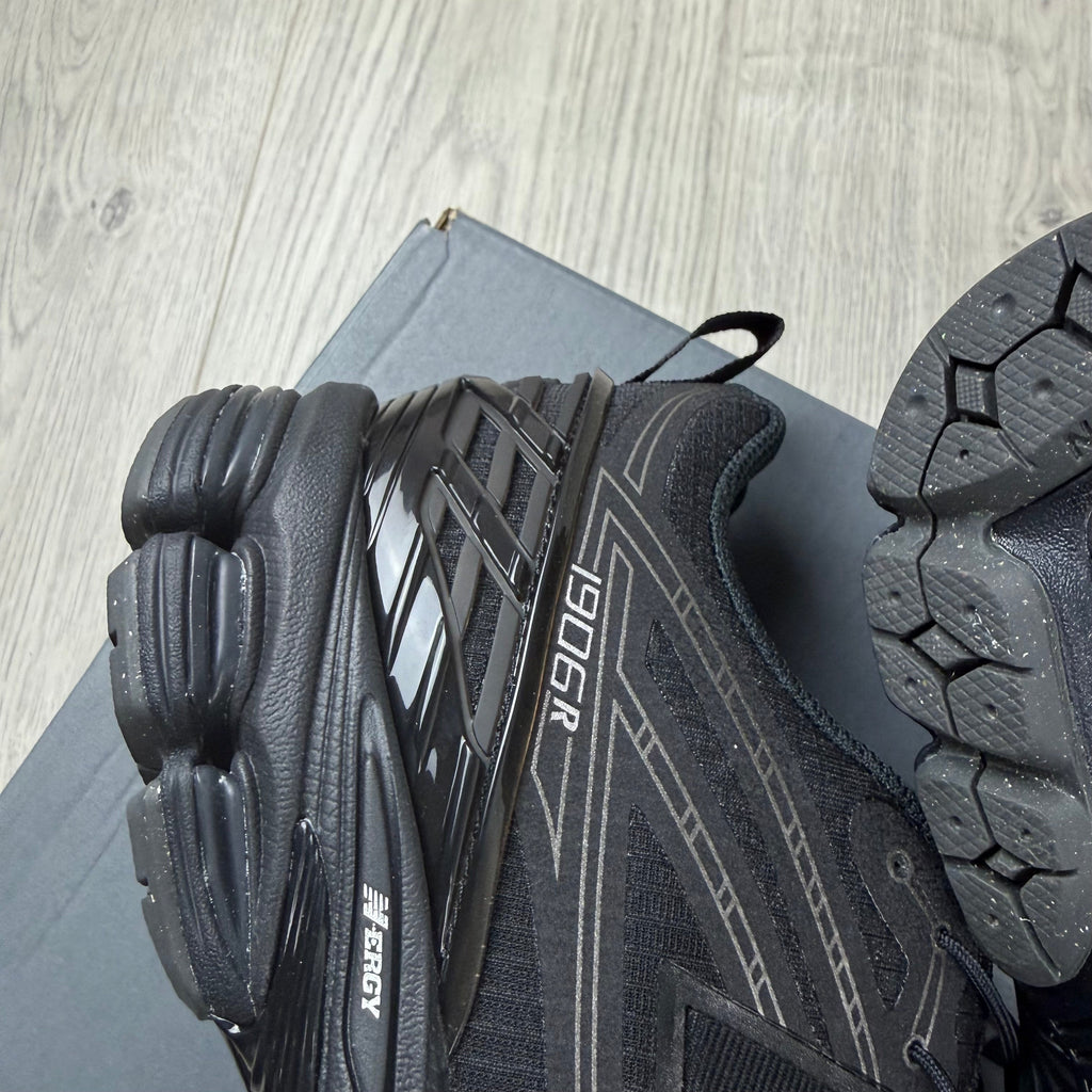 New Balance '1906R' Sneakers - Black