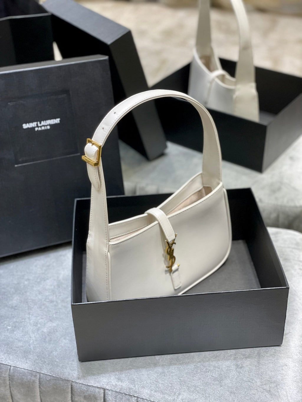 Borsa YSL