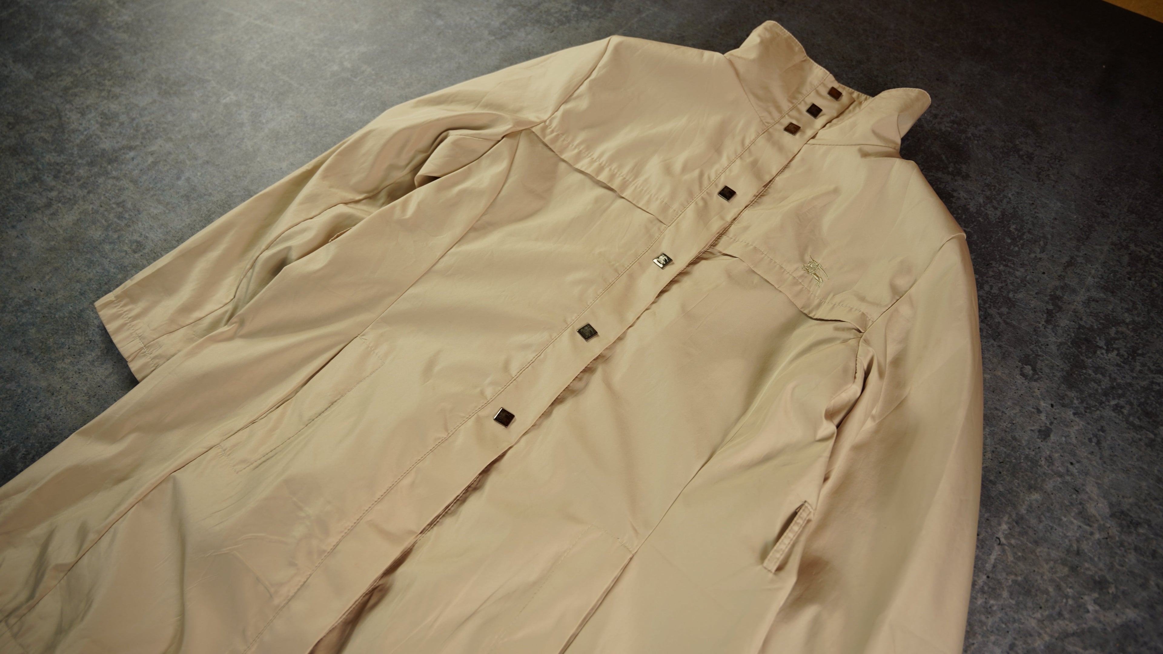 Burberry Trenchcoat (XL)