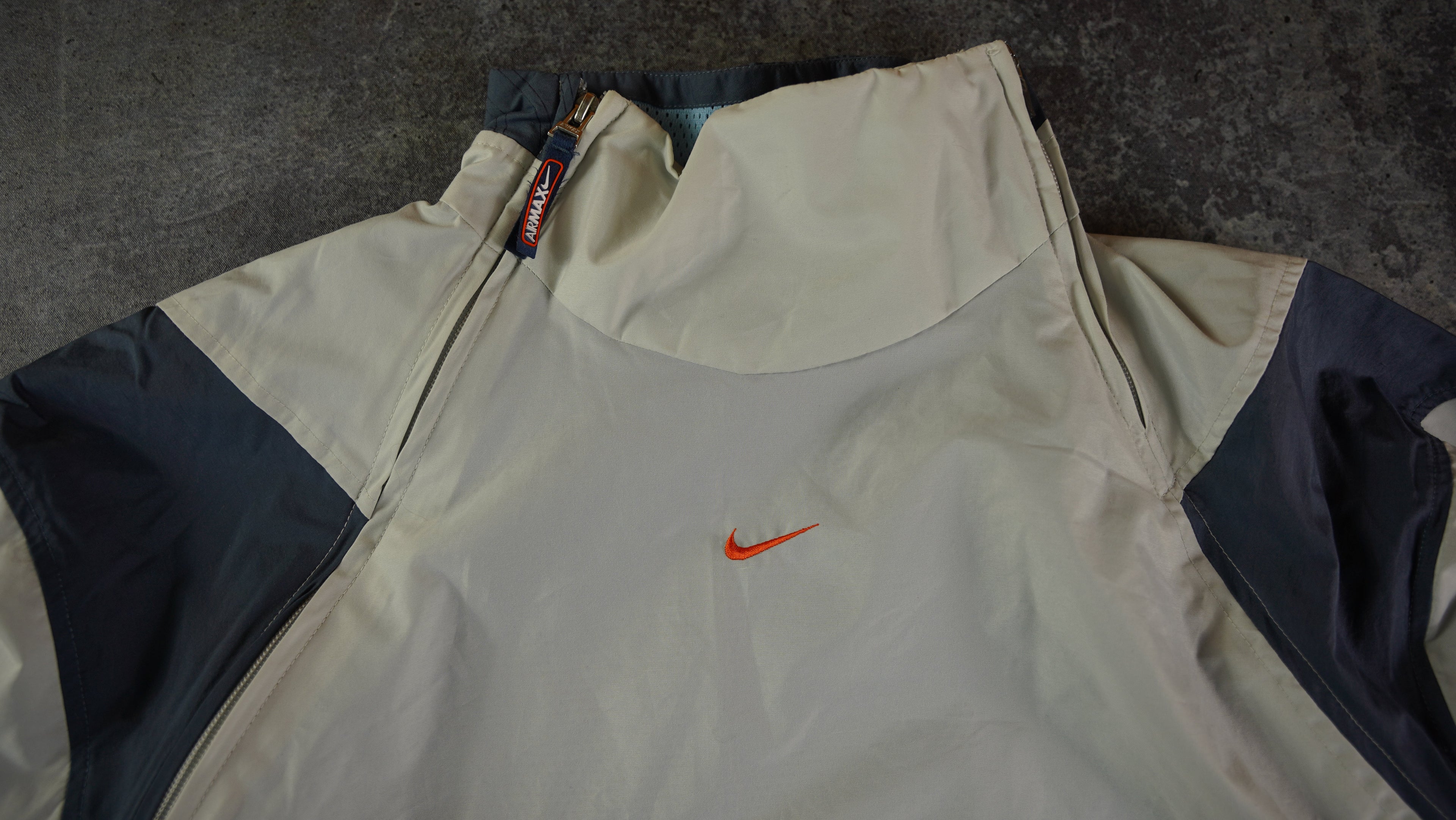 Nike AirMax Jacket (M)