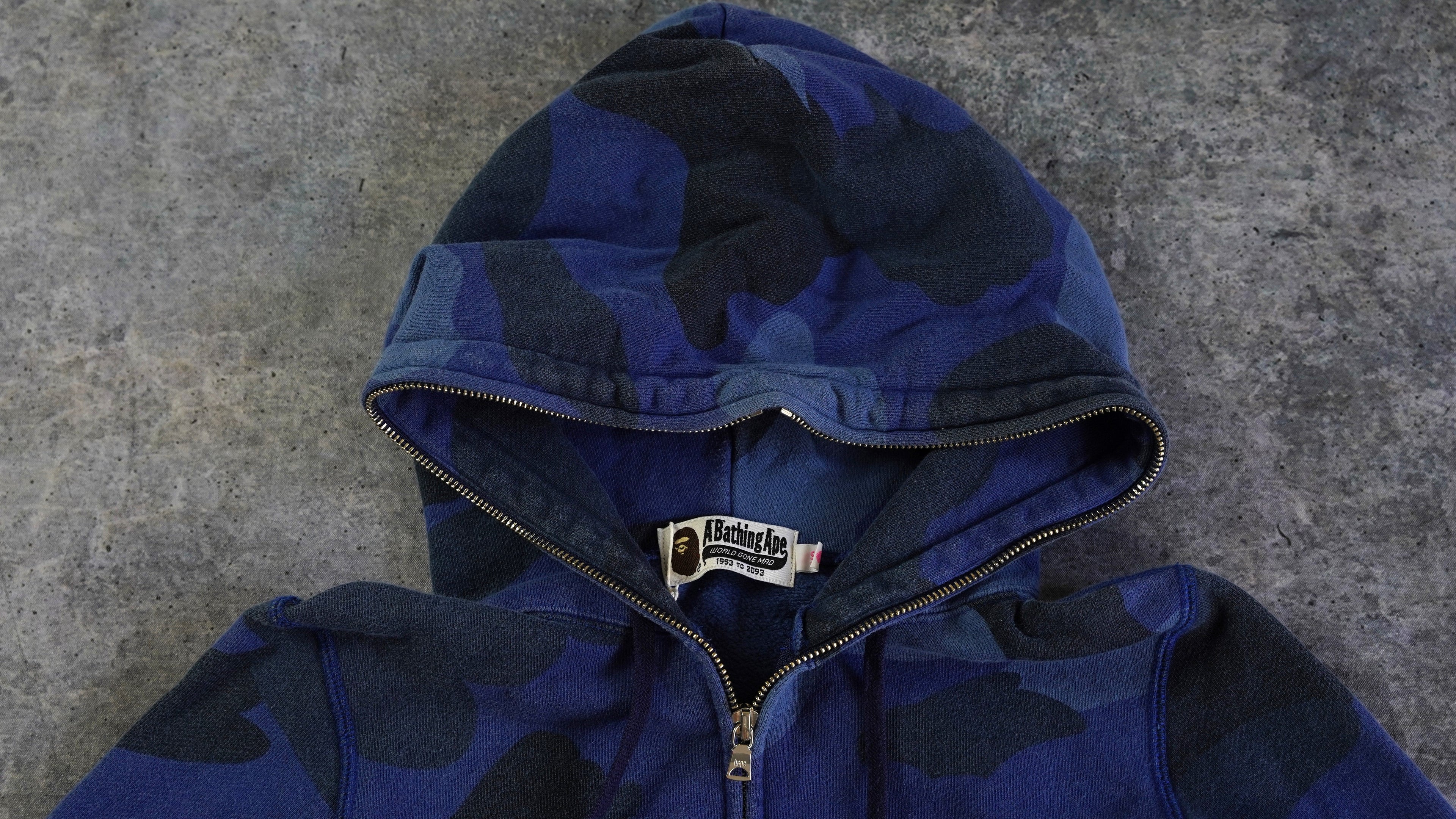 Bape Hoodie (XS)