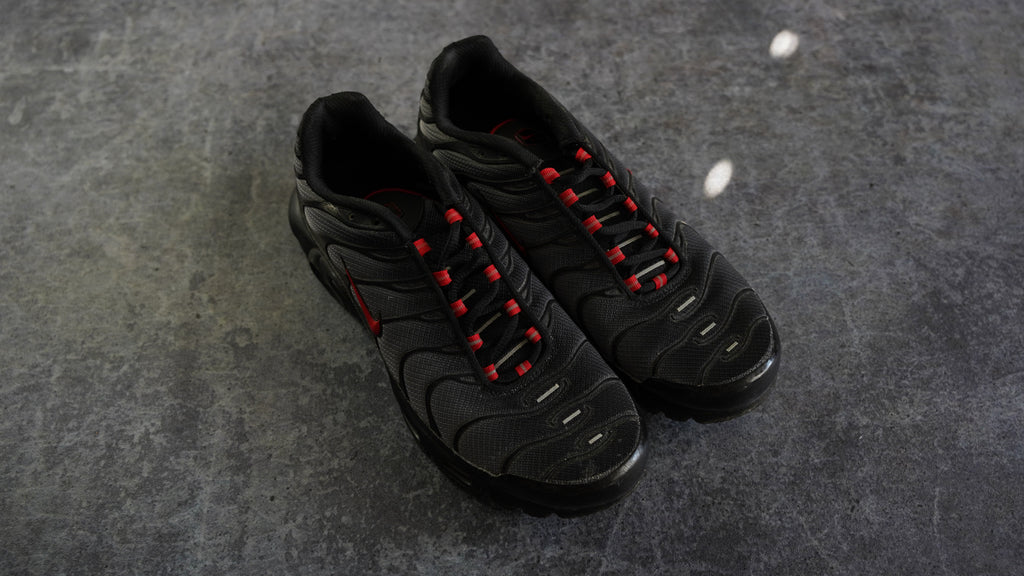 Nike TN Air Max Plus 'Black Gradient Red' (45)