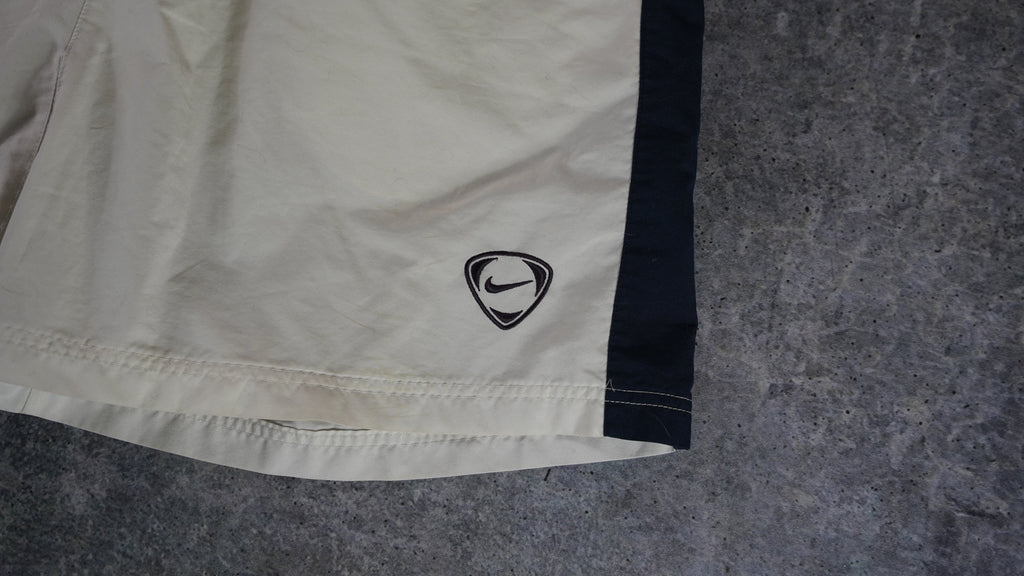 Nike Shorts (XL)