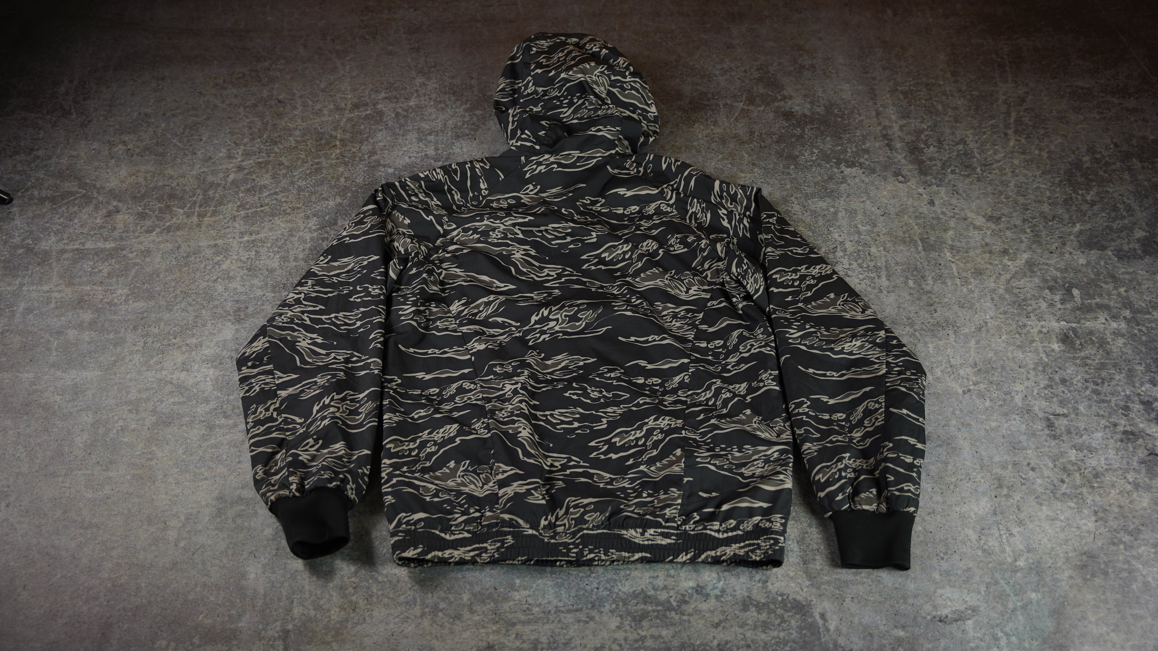 Nike Windbreaker (S)
