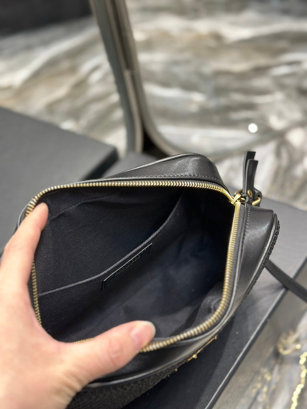 Borsa YSL