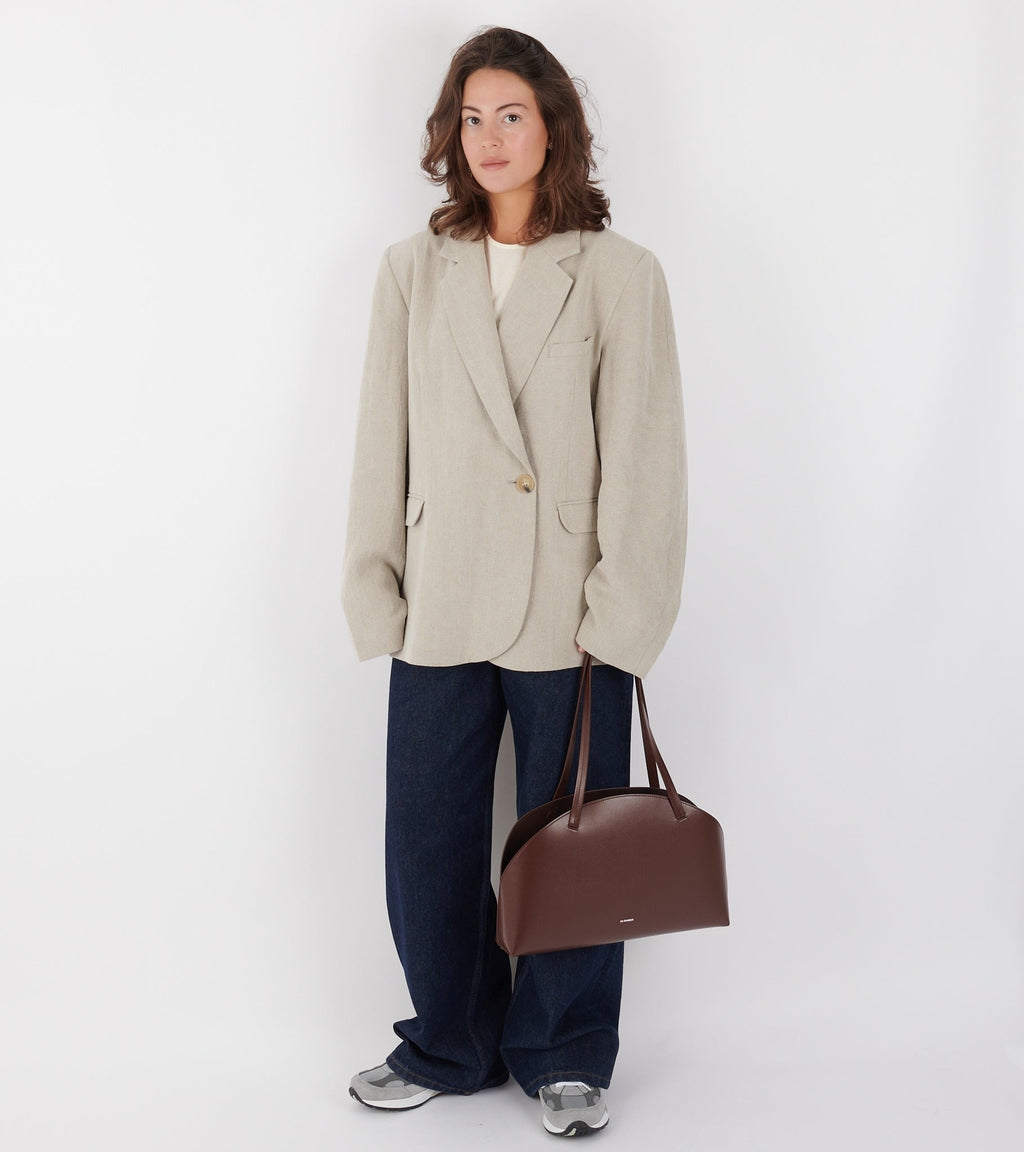 Curve Shoulder Medium Back Dark Earth