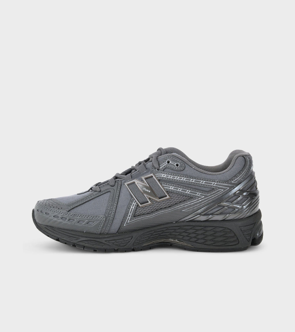 U1906ROF Black/Dark Silver Metallic