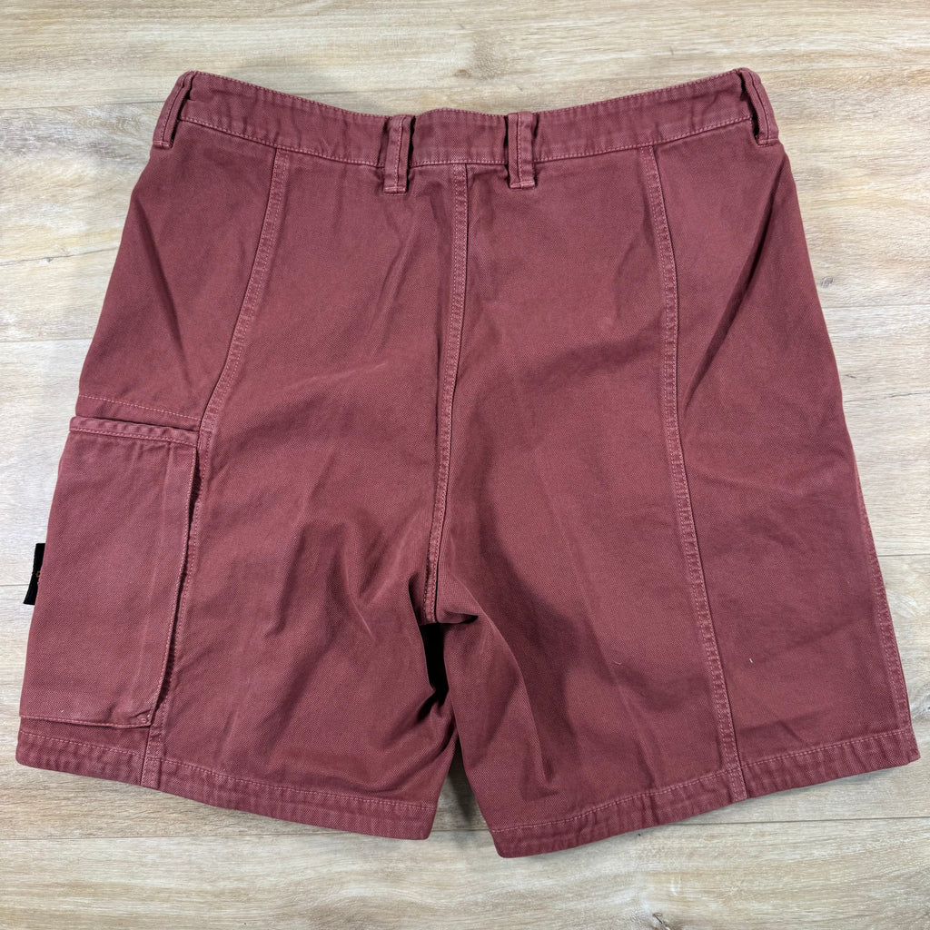 Stone Island Panama Cotton Comfort Fit Cargo Shorts in Brick Red