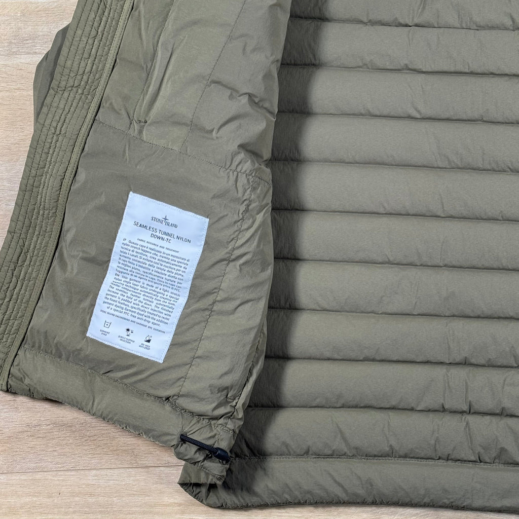 Stone Island Seamless Tunnel Nylon Down-TC Hooded Jacket in Military Green