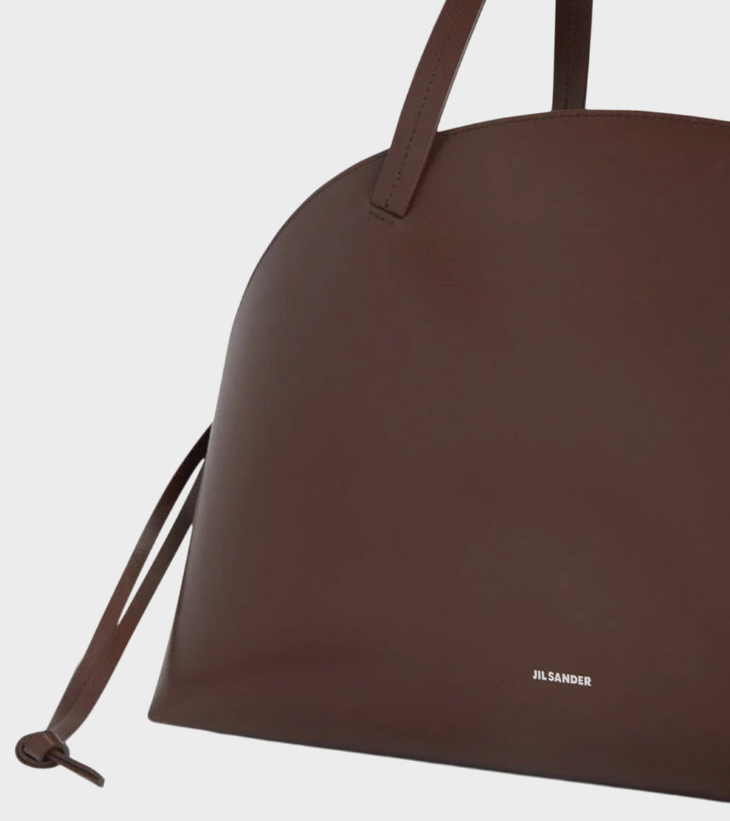 Curve Shoulder Medium Back Dark Earth
