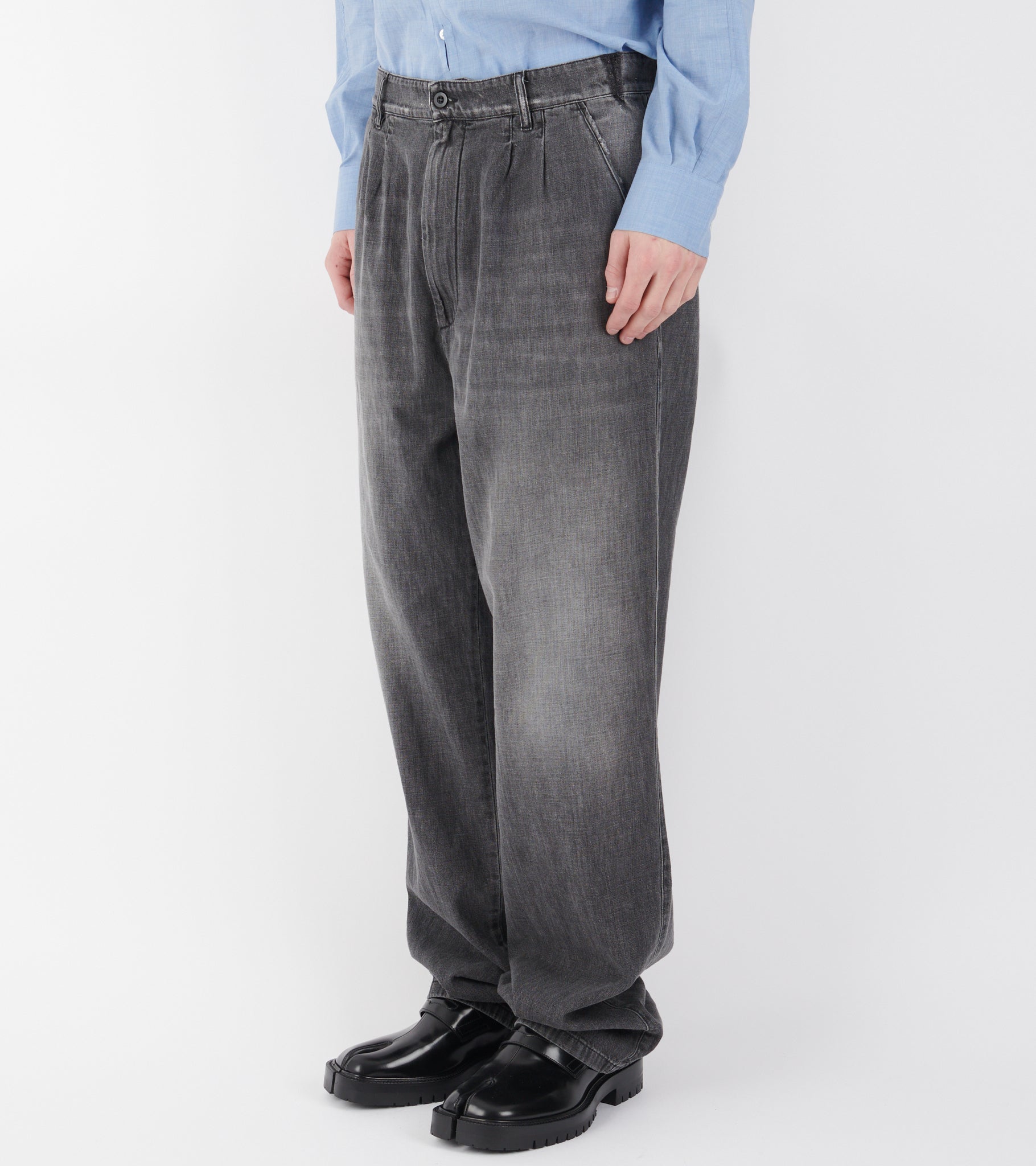 Straight-leg Jeans Black