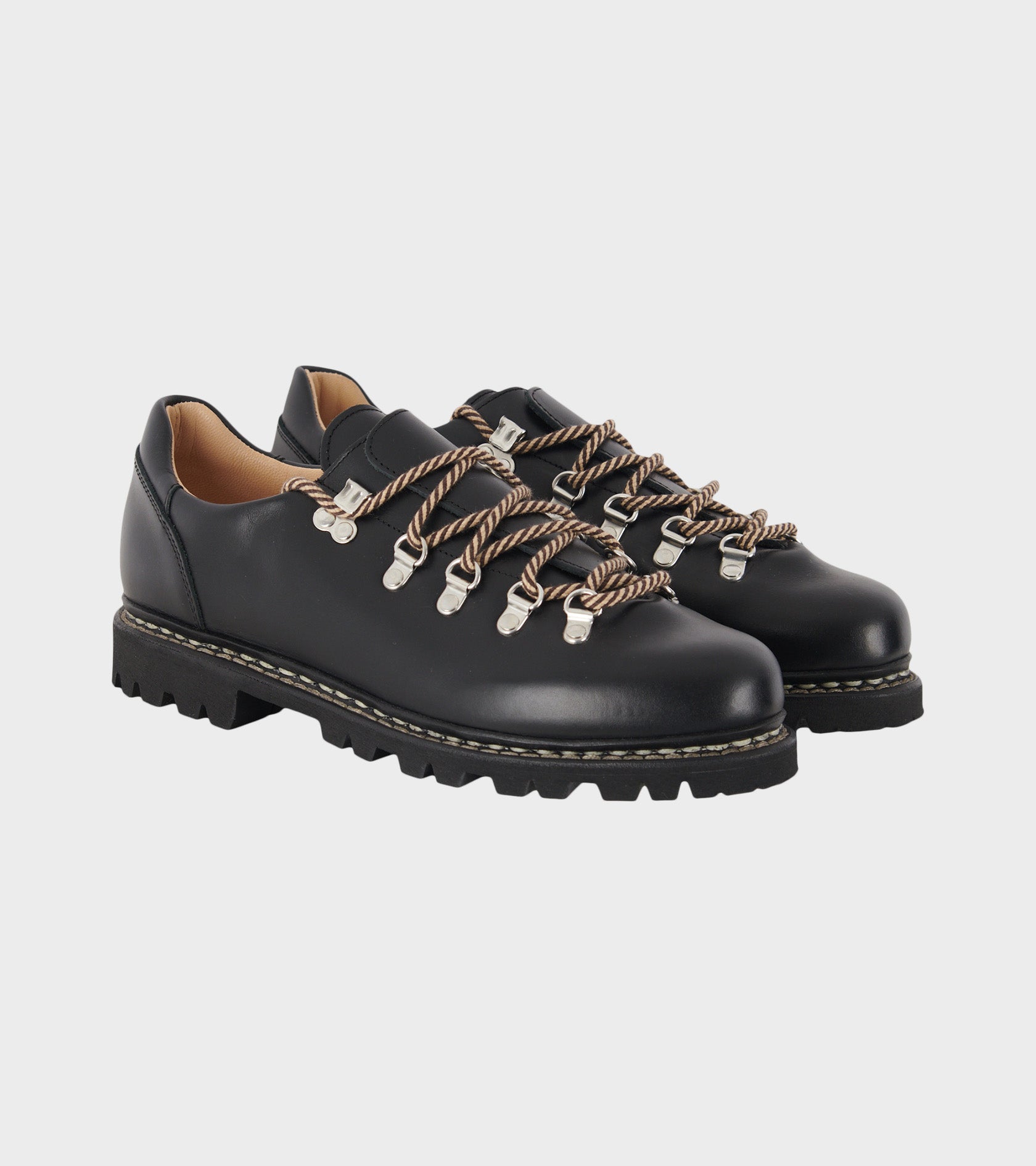 Clusaz Black Silk