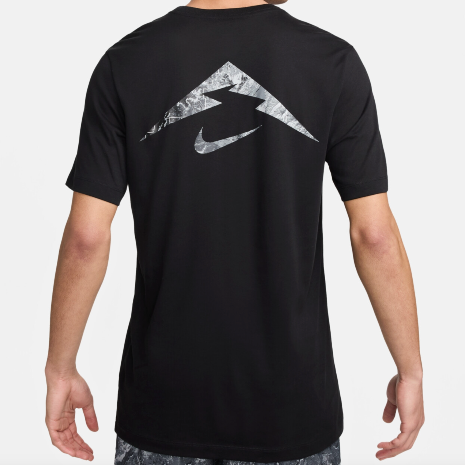 Nike Trail Set