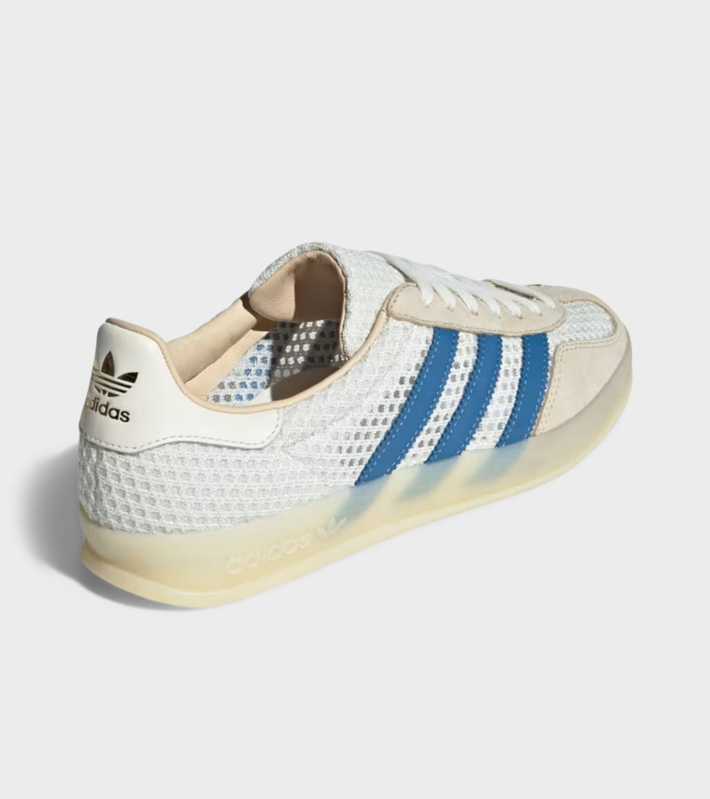 Gazelle Indoor Off-white/Focus Blue/Warm Vanilla