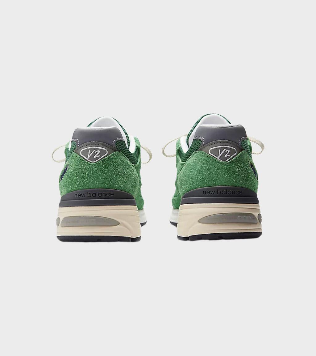 U991GV2 Mineral Green/Comfrey/Moon Mist
