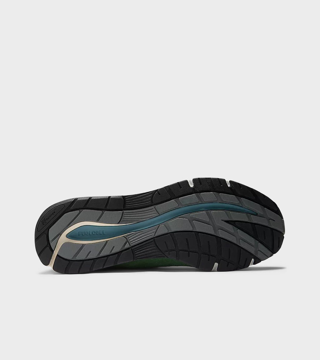 U991GV2 Mineral Green/Comfrey/Moon Mist