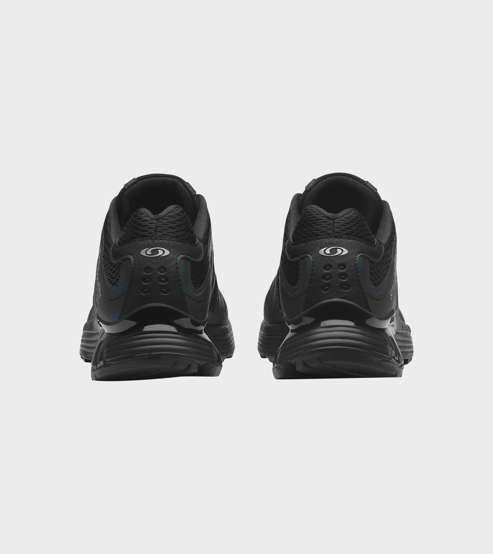 XT-Whisper Void Black/Black/Silver Metallic X