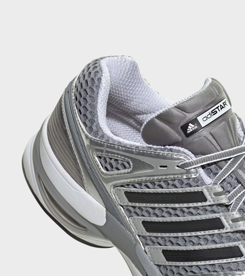 Adistar Control 5 Grey Three/Core Black/Silver Metallic