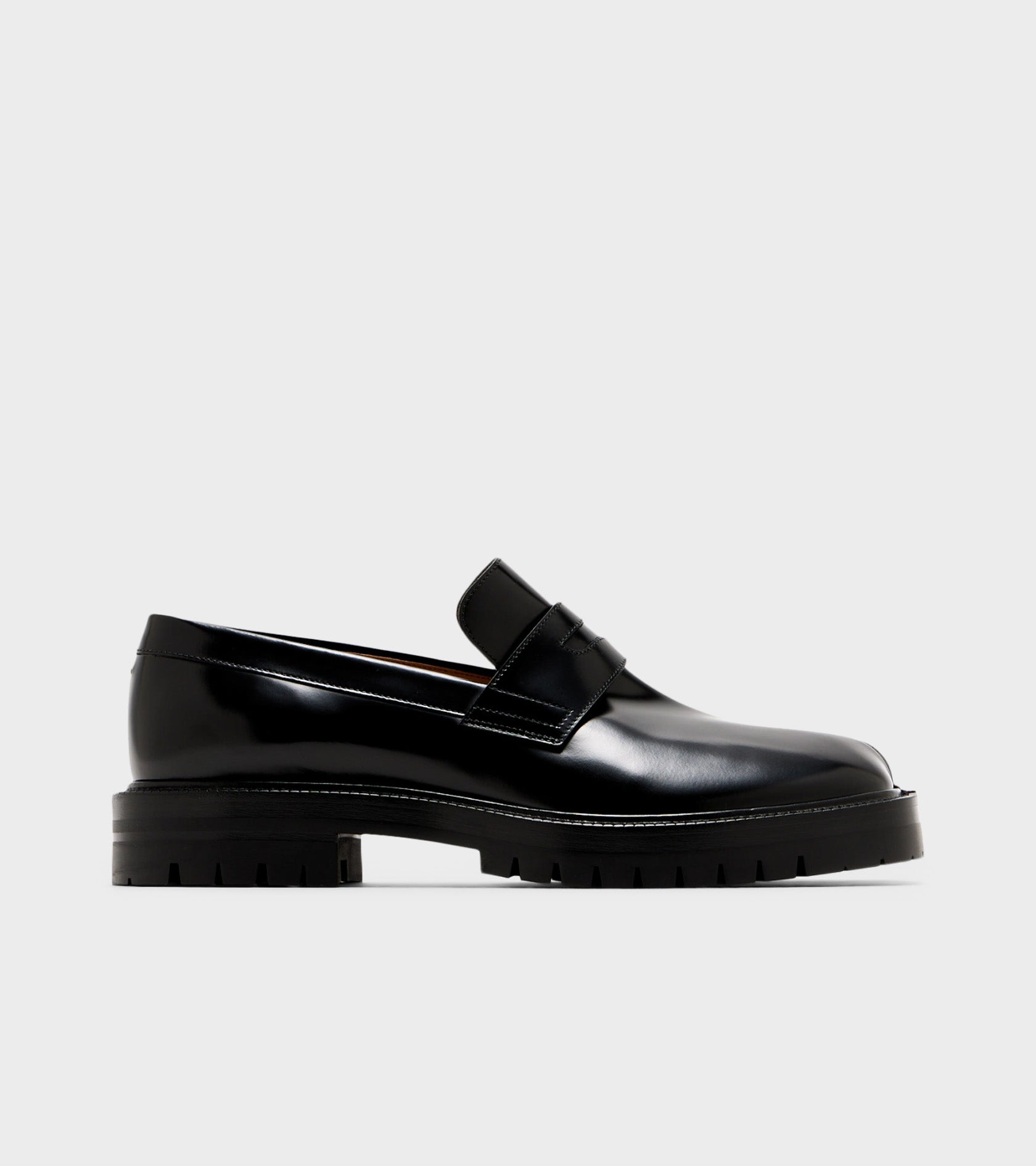 Tabi Loafers Black