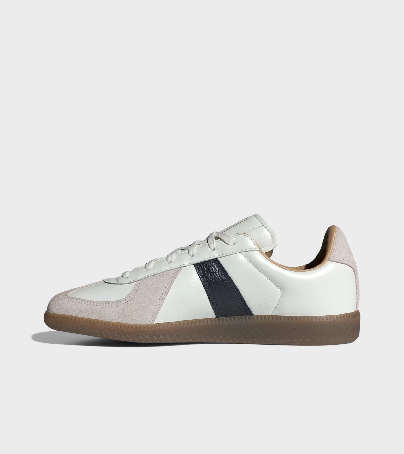 BW Army Core White/Night Indigo