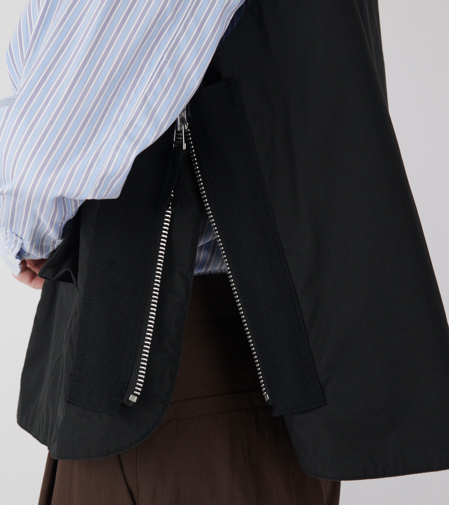 Cotton Vest with Zippers Black