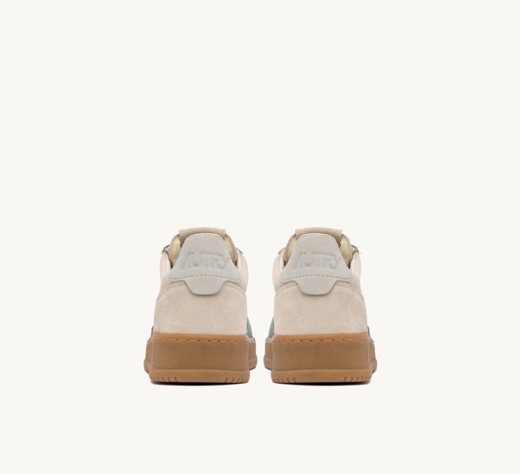 MEDALIST SNEAKERS