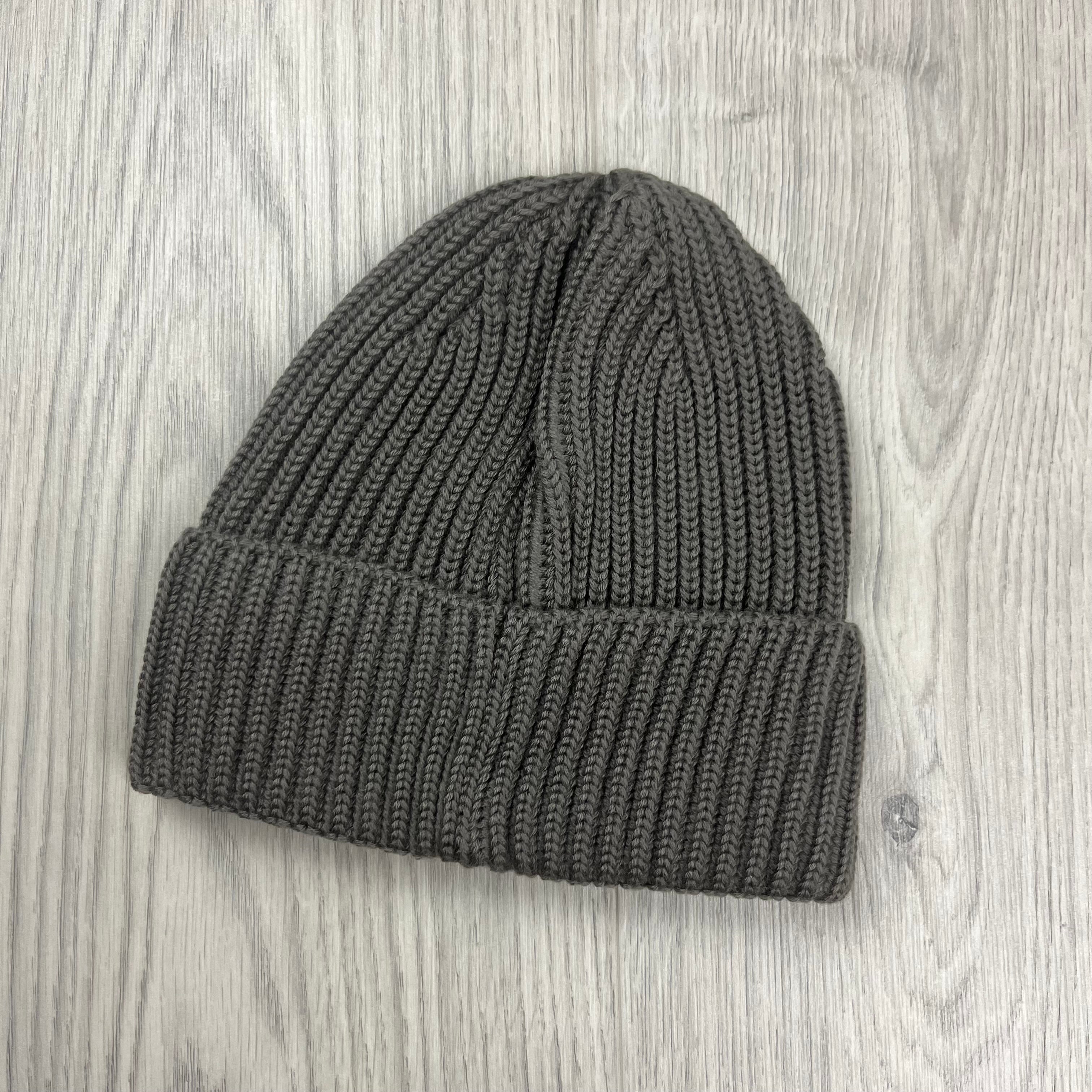 CP Company Lens Beanie - Walnut