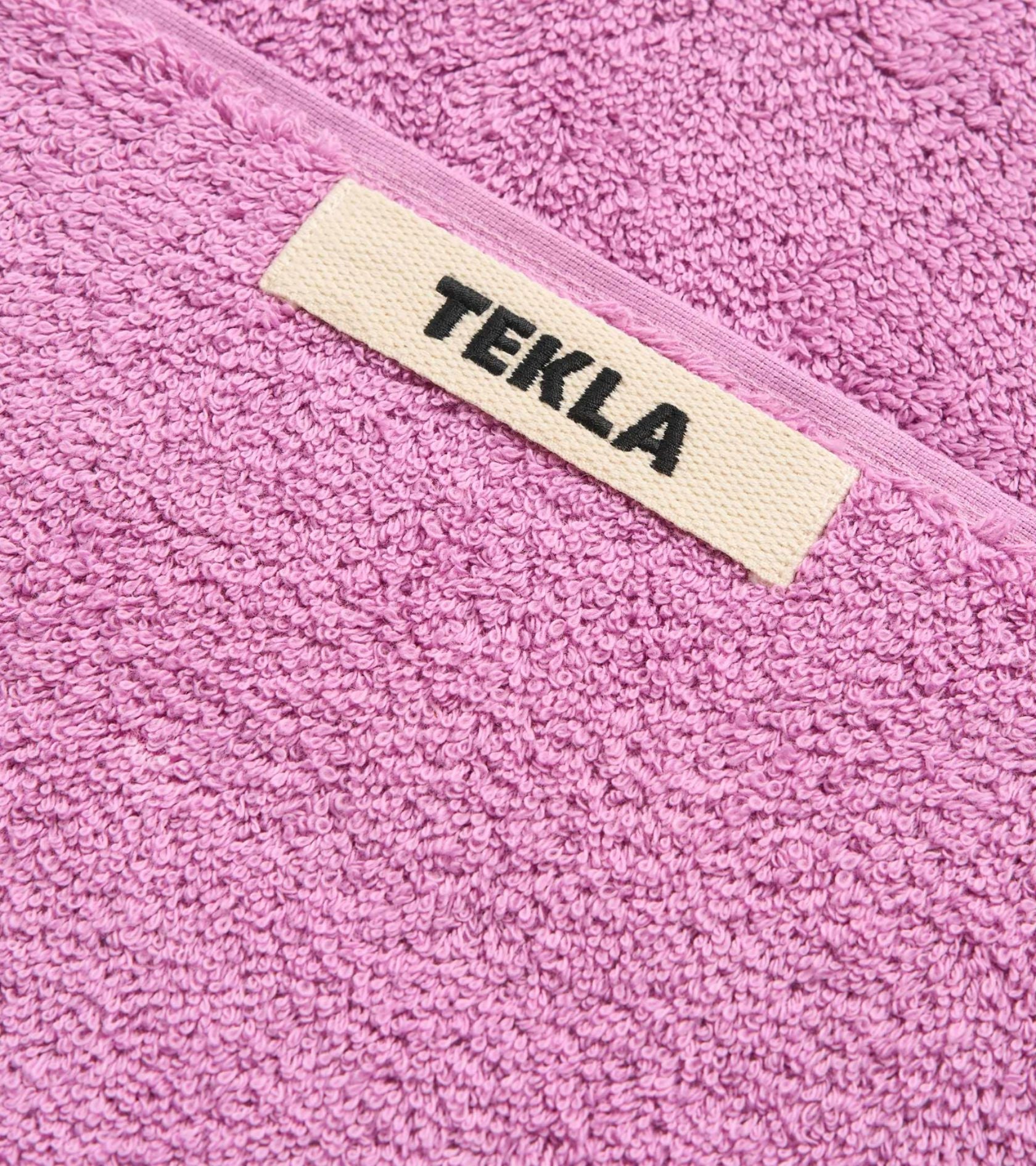 Guest Towel 30x50 Magenta