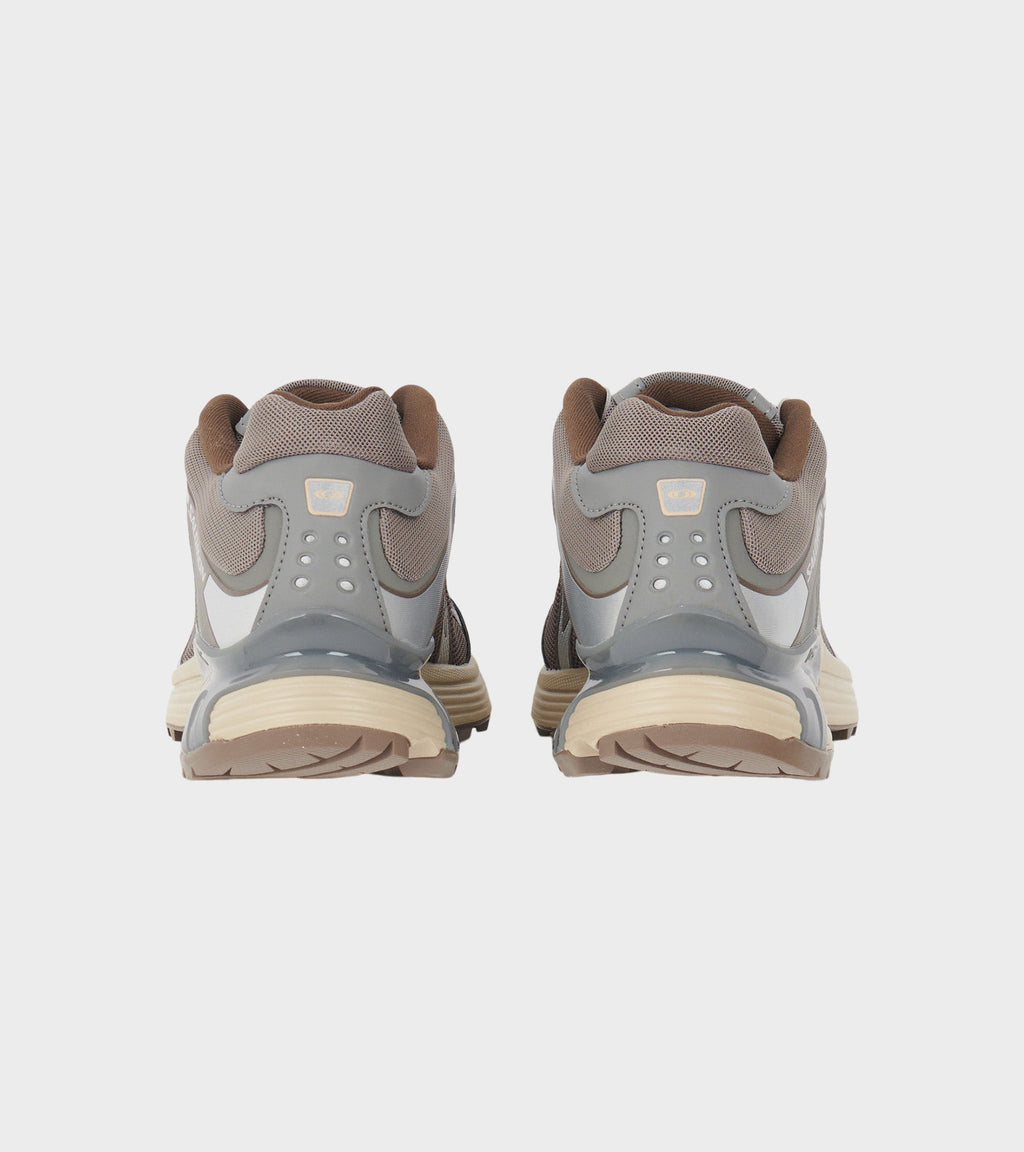 XT-Whisper Falcon/Pewter/White Pepper